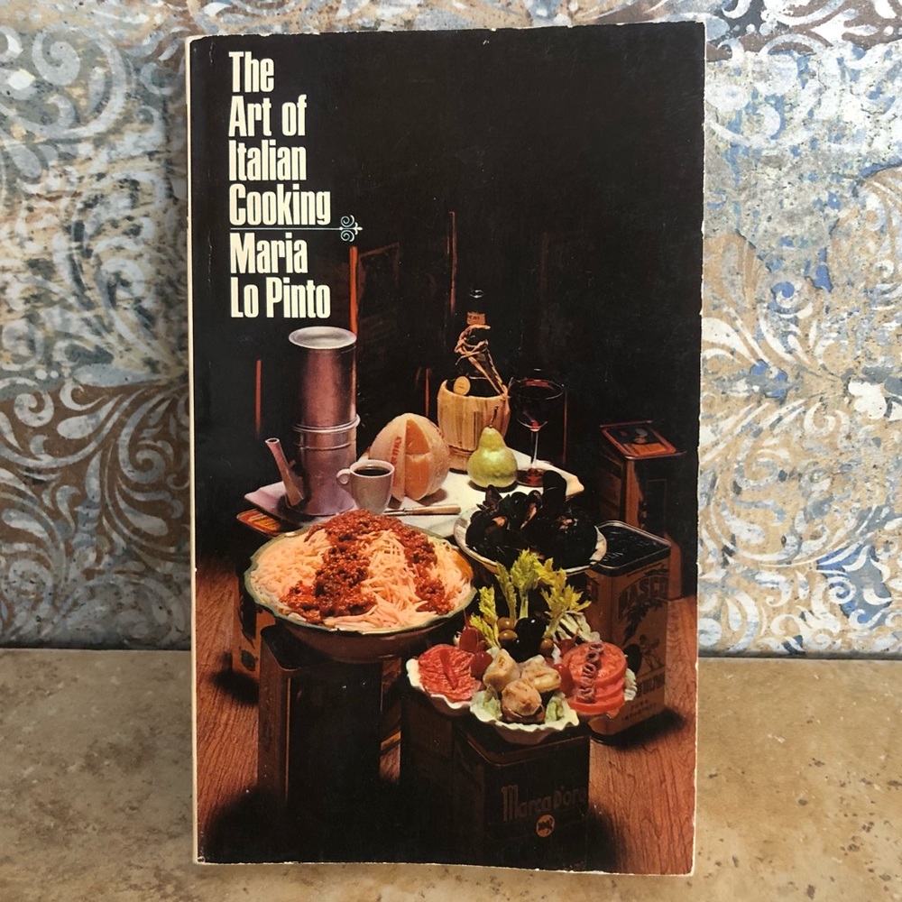 Vintage Cookbook The art of Italian cooking by Lo Pinto 1972 Paperback Book